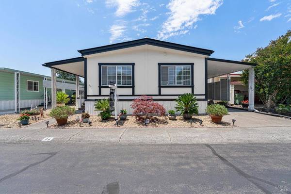 96 Shamrock CIR, Santa Rosa, CA 95403