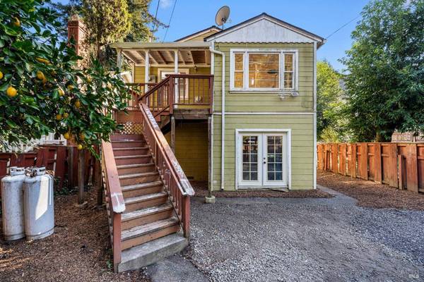 10959 Sunset AVE, Forestville, CA 95436