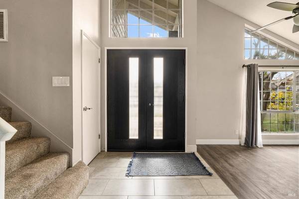 172 Cornell ST, Windsor, CA 95492