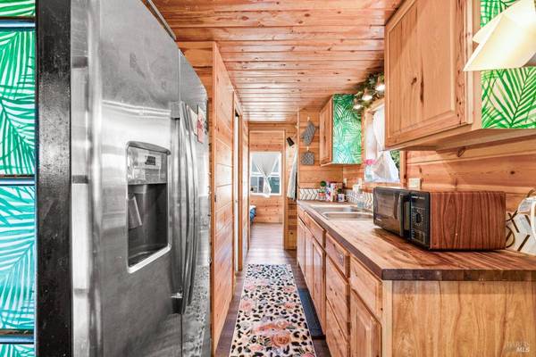 129 Katherine PL 59, Windsor, CA 95492
