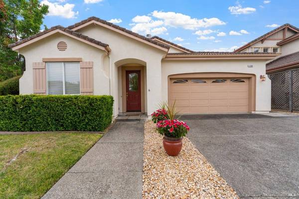 1284 Eagle DR, Windsor, CA 95492