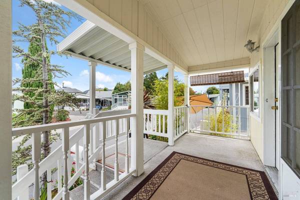 4691 Circle DR, Santa Rosa, CA 95409