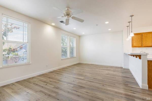 31 Johnson ST, Windsor, CA 95492
