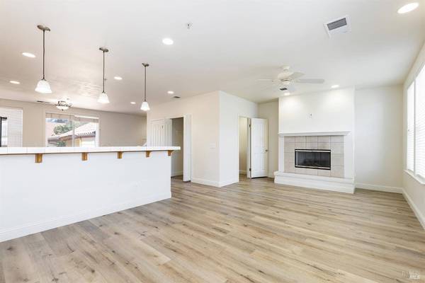 31 Johnson ST, Windsor, CA 95492