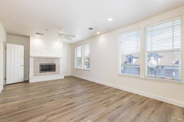 31 Johnson ST, Windsor, CA 95492