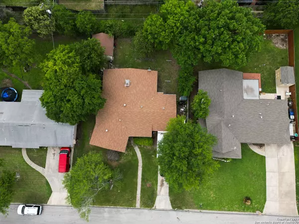 5822 GABOR DR, San Antonio, TX 78240-3409