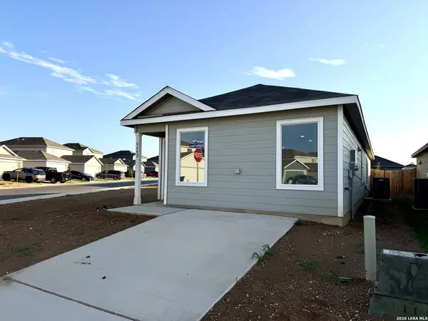 6602 COQUINA CV, Elmendorf, TX 78112