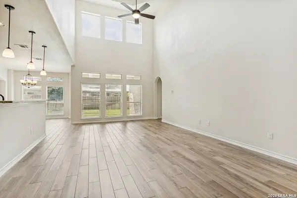 6923 Comanche Cougar, San Antonio, TX 78233
