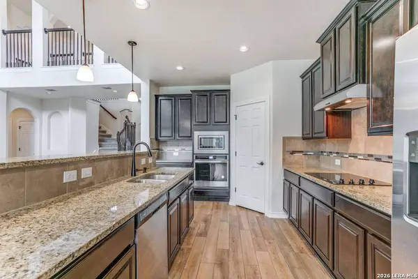 6923 Comanche Cougar, San Antonio, TX 78233