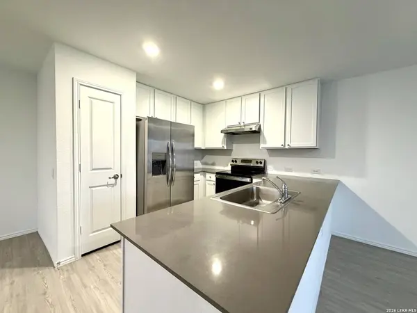 1123 JANZEN RD, San Antonio, TX 78221