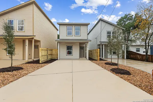 1216 Aransas Ave