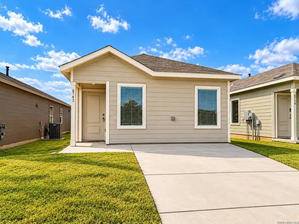 6743 Chert Chase