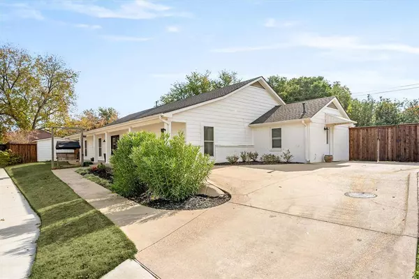 1706 Dunn Street, Grapevine, TX 76051