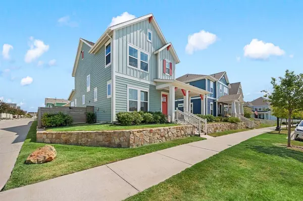 8716 Bridge Street, North Richland Hills, TX 76180