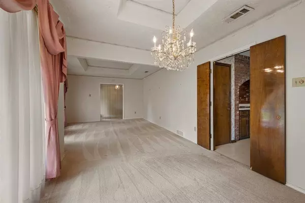 1401 Limetree Lane, Irving, TX 75061