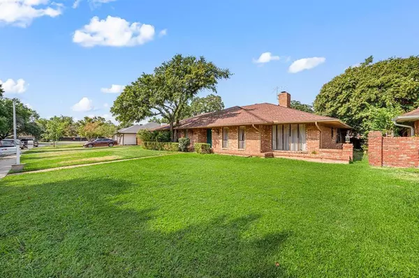 1401 Limetree Lane, Irving, TX 75061