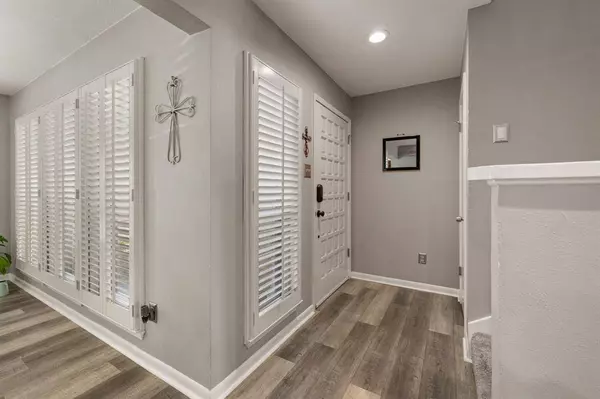 3006 Rustling Leaves Lane, Bedford, TX 76021