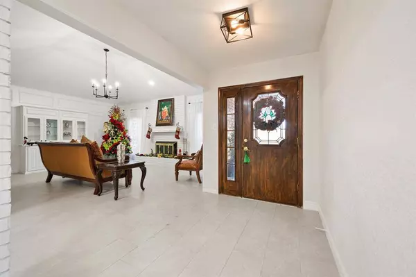 3512 Cliffwood Drive, Colleyville, TX 76034