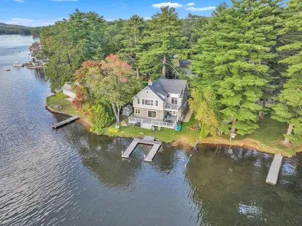 43 Mountain Brook Rd, Sturbridge, MA 01566