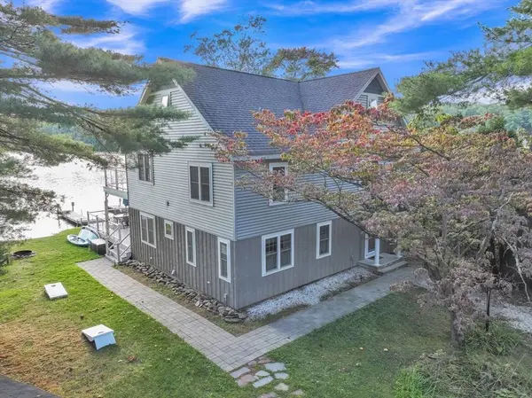 43 Mountain Brook Rd, Sturbridge, MA 01566