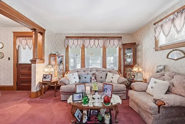 20 Lamar Ave, Worcester, MA 01604