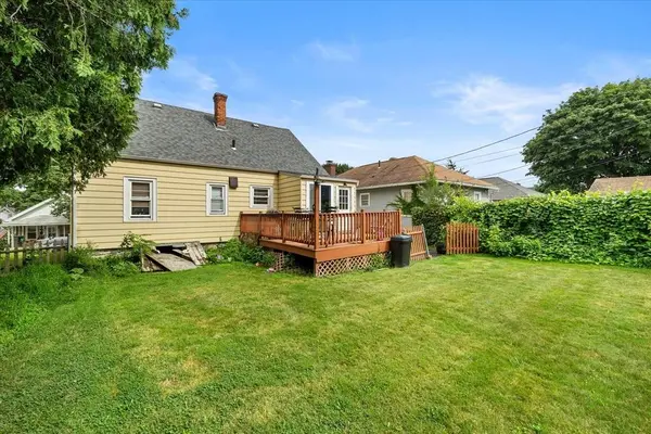 120 Farrar Ave, Worcester, MA 01604