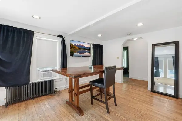 18 Fiske Hill Rd, Sturbridge, MA 01566