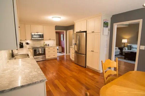 122 May Brook Road Holland, Ma 01521,