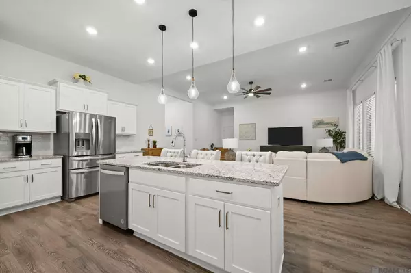 5412 Heron Landing Dr, Baton Rouge, LA 70816