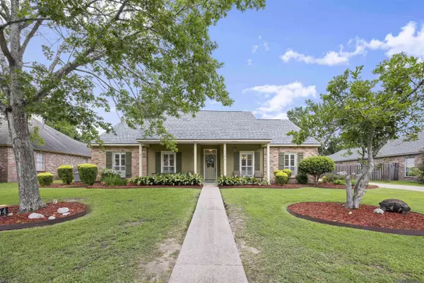 6104 Destrahan Drive, Baton Rouge, LA 70820