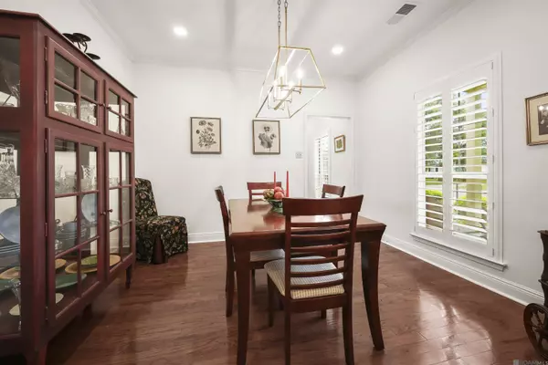 6104 Destrahan Drive, Baton Rouge, LA 70820