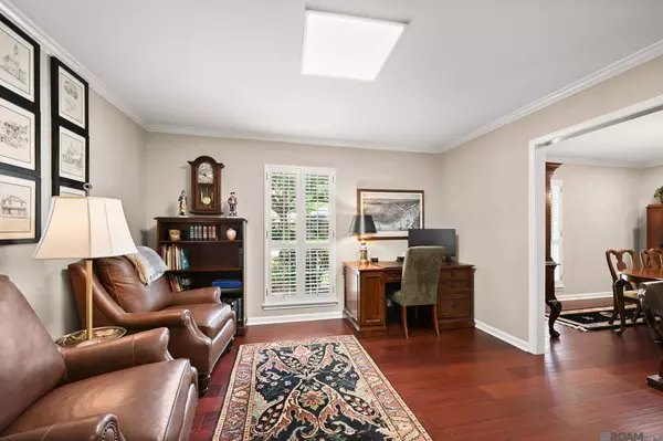 12114 Oakshire Ave, Baton Rouge, LA 70810