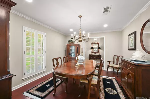 12114 Oakshire Ave, Baton Rouge, LA 70810