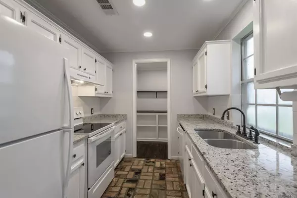 12115 Mirkwood Ave, Baton Rouge, LA 70810