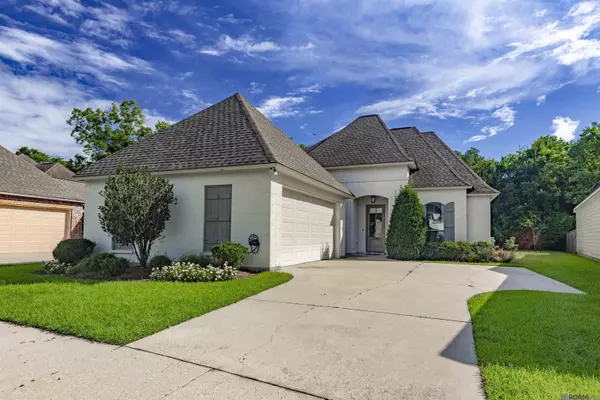 8261 Valencia Ct, Baton Rouge, LA 70820