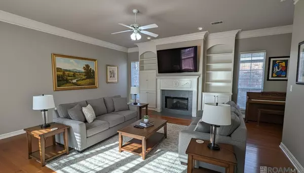 5820 Glen Cove Dr, Baton Rouge, LA 70809