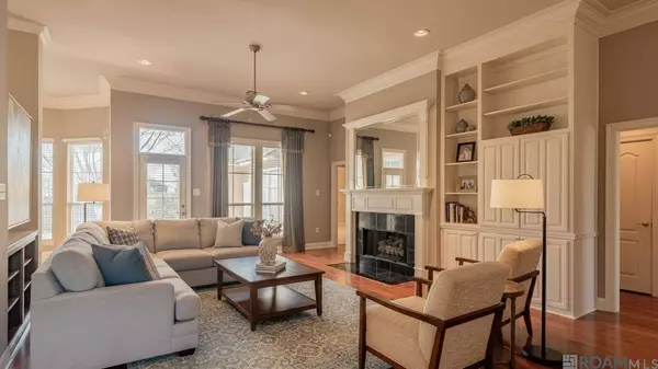 825 Wordsworth Dr, Baton Rouge, LA 70810