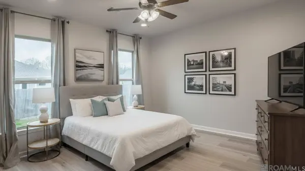 1202 Rustic Pine Dr, Baton Rouge, LA 70820