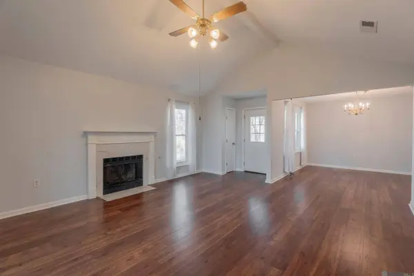 1412 W Fairview Dr, Baton Rouge, LA 70816