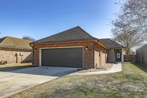 4023 Northshore Ave, Baton Rouge, LA 70820