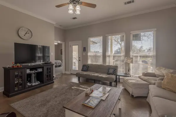 4023 Northshore Ave, Baton Rouge, LA 70820