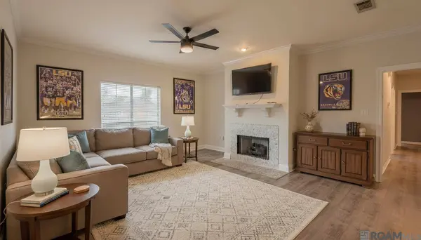 3911 Caspiana Ave, Baton Rouge, LA 70820