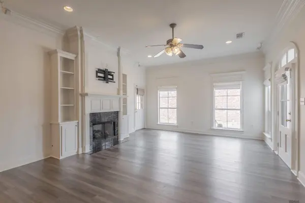 2030 Springmorning Dr, Saint George, LA 70810