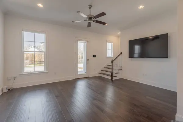 5060 Myrtle Trail Dr, Baton Rouge, LA 70820