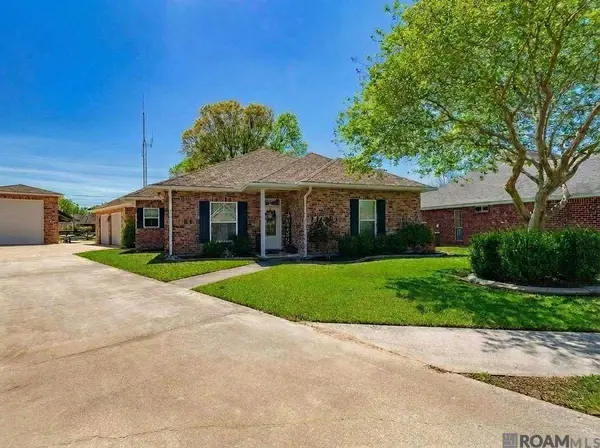 1757 E Nelson St, Gonzales, LA 70737