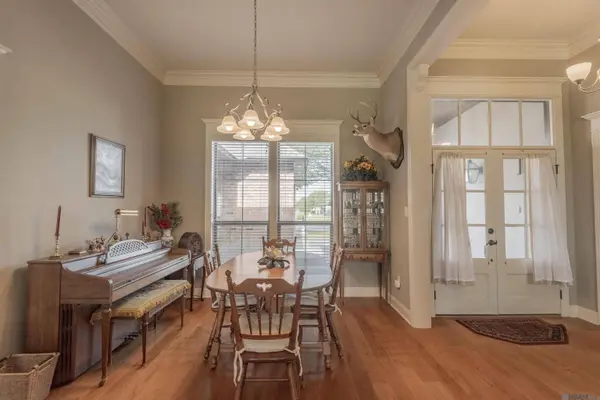 10808 Hillbrook Ave, Baton Rouge, LA 70810