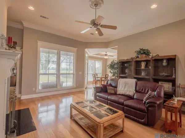 10808 Hillbrook Ave, Baton Rouge, LA 70810