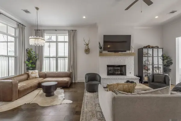 5139 Cheneau Ln, Baton Rouge, LA 70808