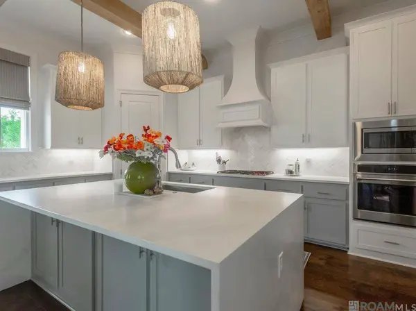 5139 Cheneau Ln, Baton Rouge, LA 70808