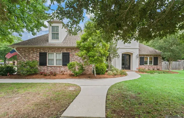75 Robyn Pl, Mandeville, LA 70471
